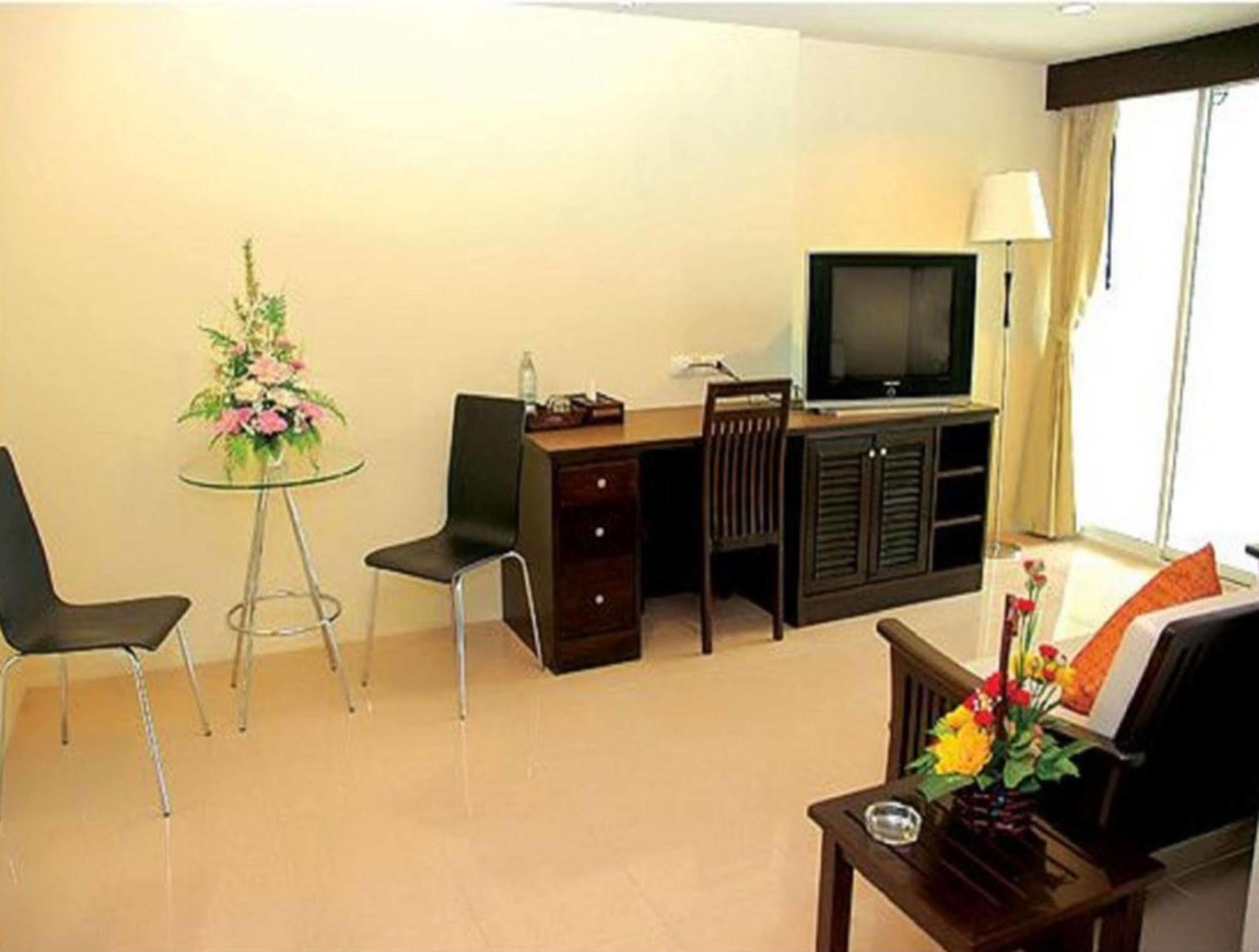 My Hotel - Sha Extra Plus Patong Kültér fotó