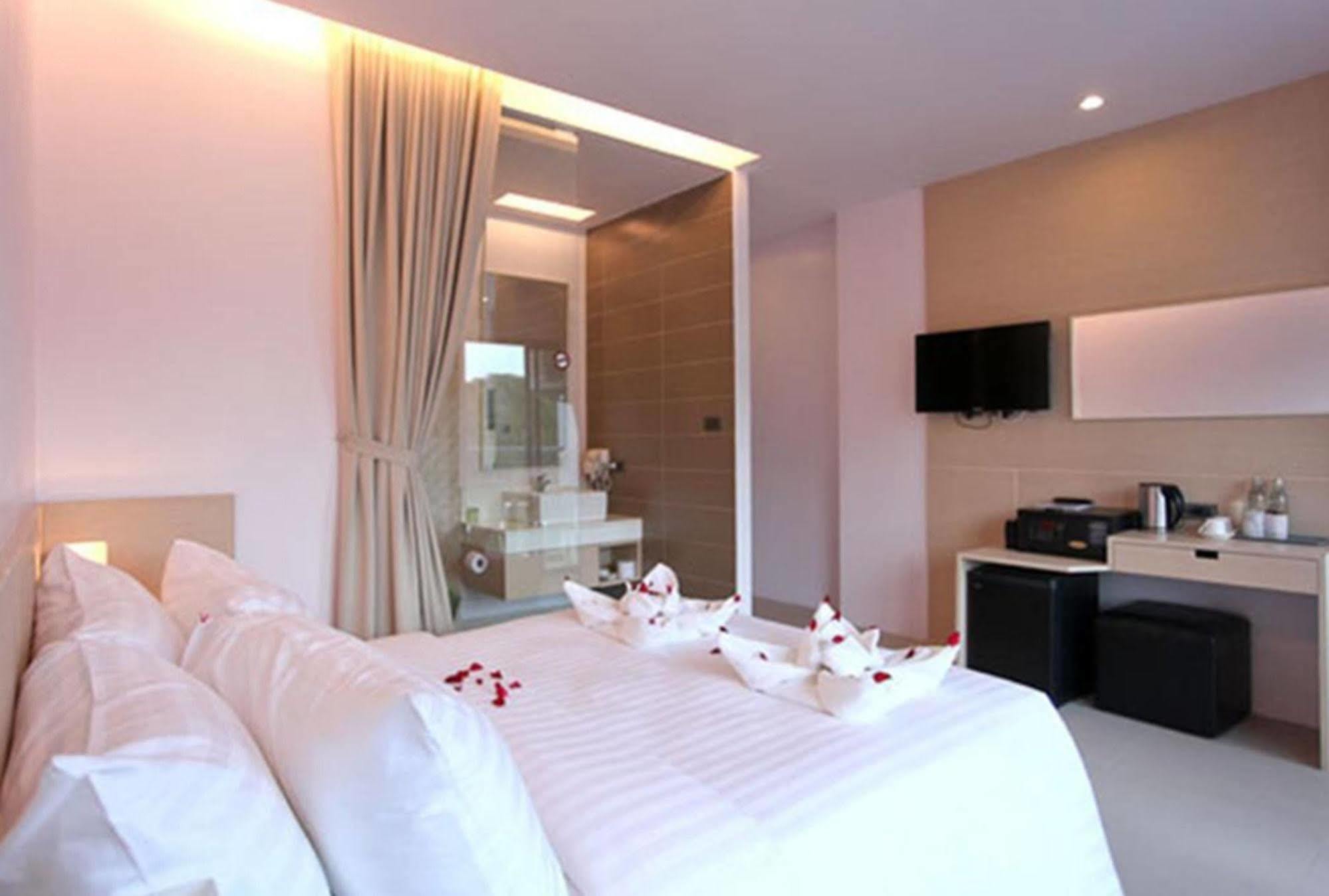 My Hotel - Sha Extra Plus Patong Kültér fotó